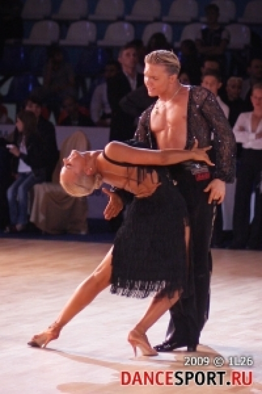 Юрий Симачев - Анастасия Клокотова (фото: 1L26 специально для DanceSport.ru)