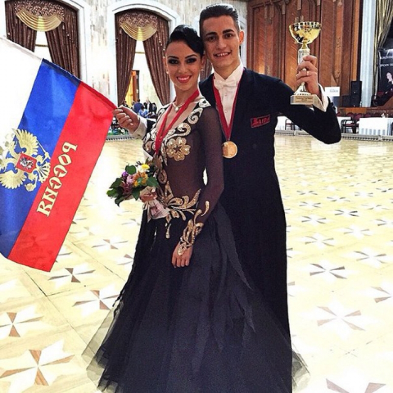 Евгений Никитин - Анастасия Милютина (фото: instagram.com/milyutinaa)