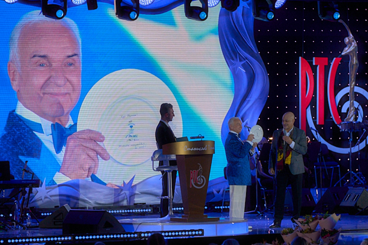Станислав Попов, Дмитрий Кравец, Миша Ленн