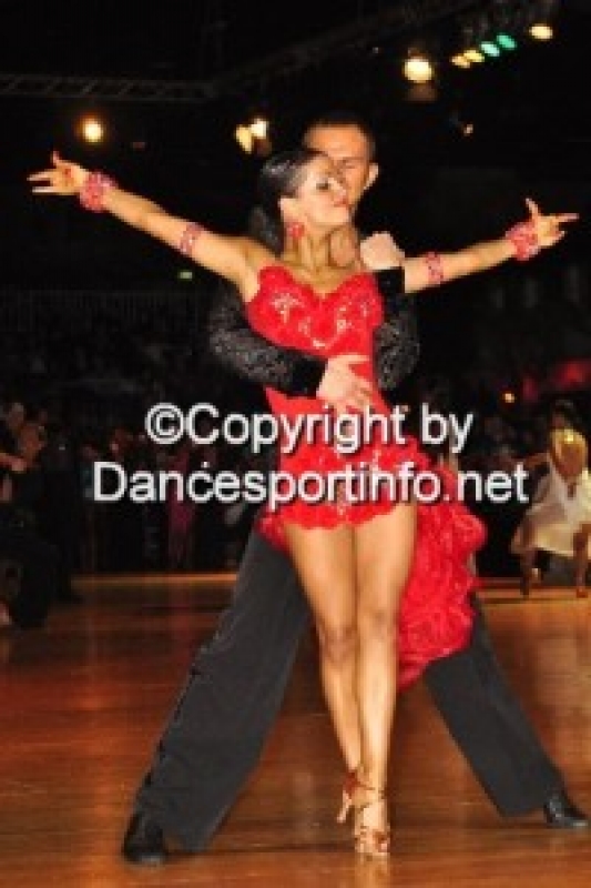 Sergio Bessonovs - Nataliya Kravets (фото: www.dancesport.info)