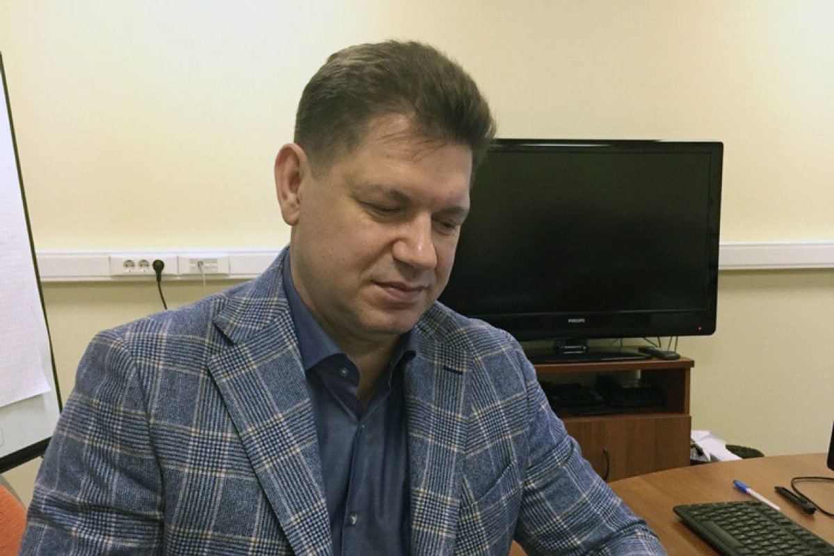 Александр Владимирович Володин