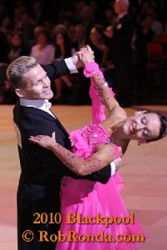 Vladimir Scherbakov - Natalia Ovcharenko, Russia (photo: Rob Ronda)