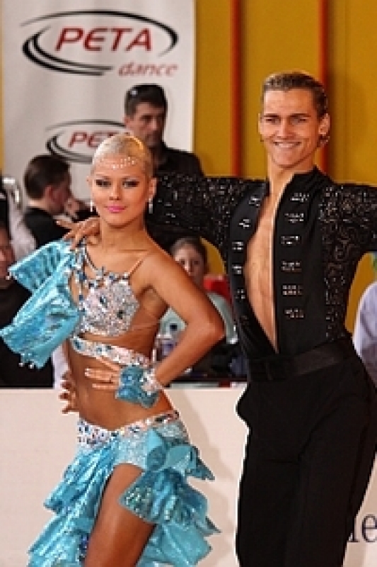 Андраж Эржин и Софья Шуткина (фото: www.dancesportinfo.net)