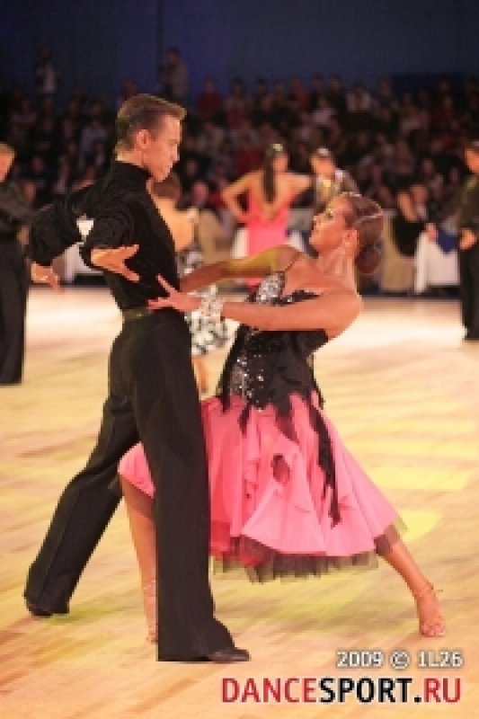 Кузнецов Евгений - Полевцова Екатерина (фото: Сус Елена специально для DanceSport.Ru)