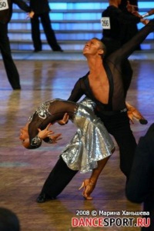 Зайцев Андрей - Кузьминская Анна (фото: Ханьшева Марина специально для DanceSport.Ru)