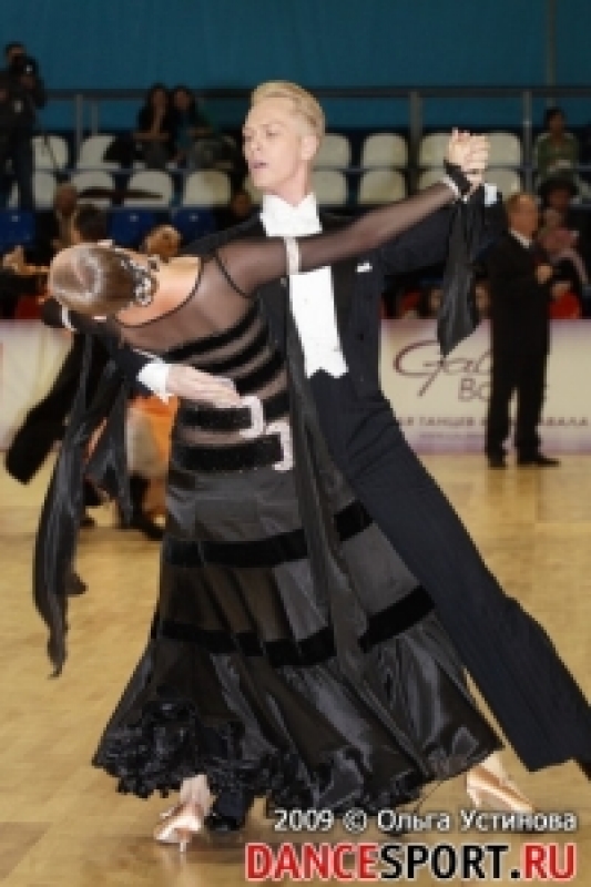 Авениров Сергей - Ермакова Ольга (фото: Устинова Ольга специально для DanceSport.Ru)
