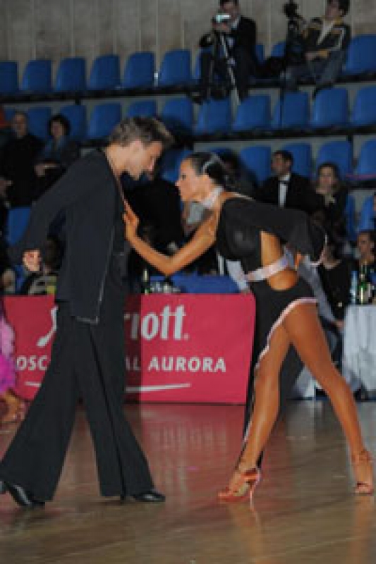 Владислав Бородинов - Ирина Гарус (фото: DancePhoto)
