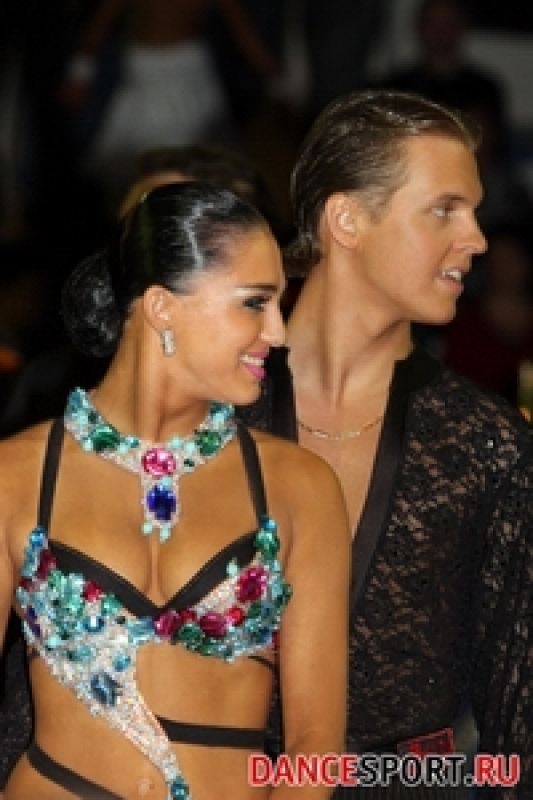 Никита Бровко - Алина Жаруллина (фото: Джамбербаев Николай, специально для DanceSport.Ru)