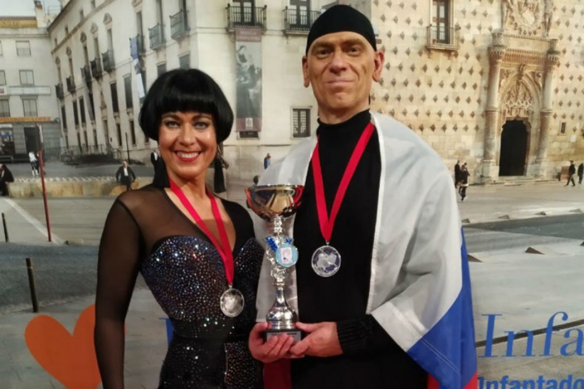 Олег Еськов и Юлия Михина