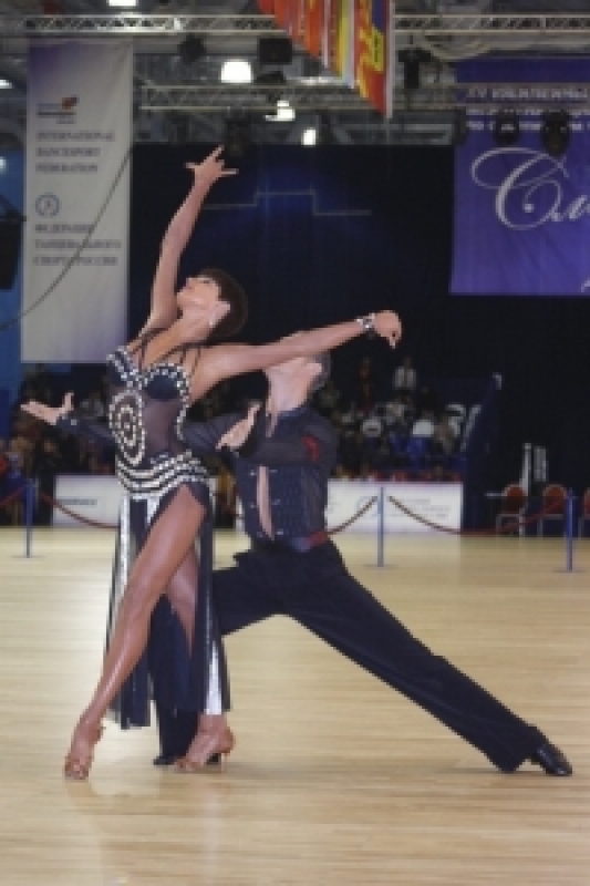 Имреков Евгений - Дивак Елизавета (фото: Марина Ханьшева, специально для DanceSport.Ru)