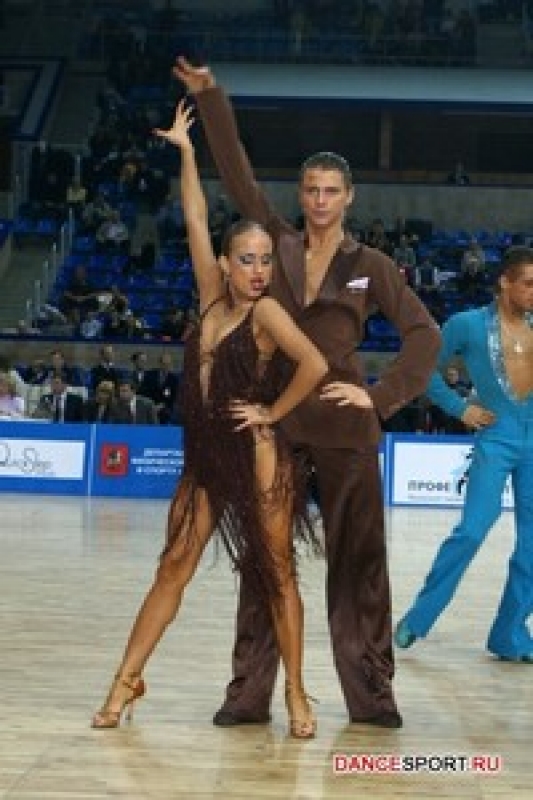 Тагинцев Денис - Борисова Светлана (Фото: DanceSport.ru)