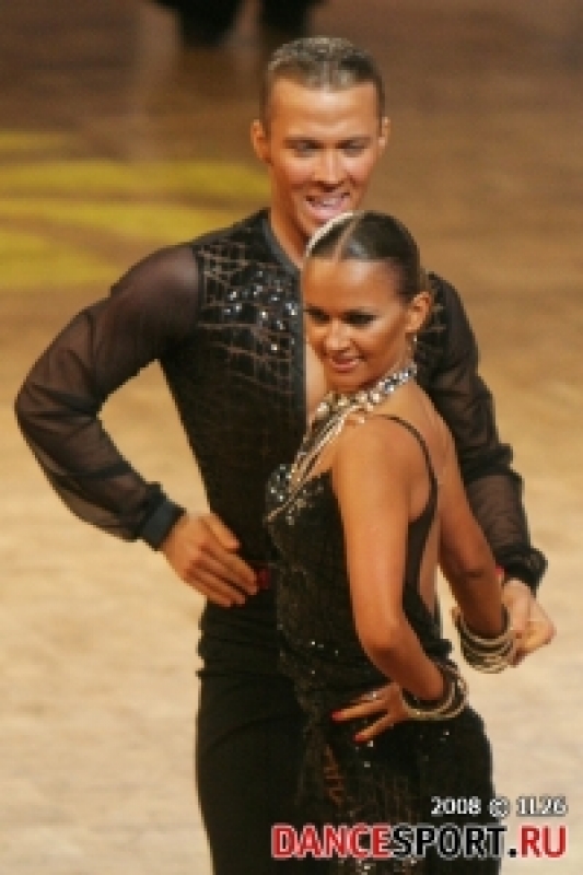 Андрей Зайцев -  Анна Кузьминская (фото: 1L26 специально для DanceSport.Ru)