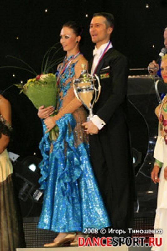 Казмирчук Егений - Спесивцева Юлия (фото: Игорь Тимошенко, специально для DanceSport.Ru)