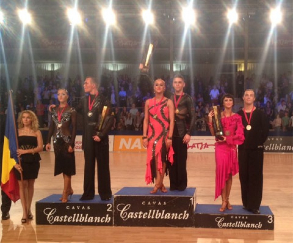 Призеры WDSF World Under 21 Latin (фото: worlddancesport.org)