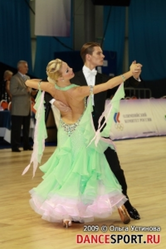 Дмитрий Жарков - Куликова Ольга (фото: Ольга Устинова специально для DanceSport.Ru)