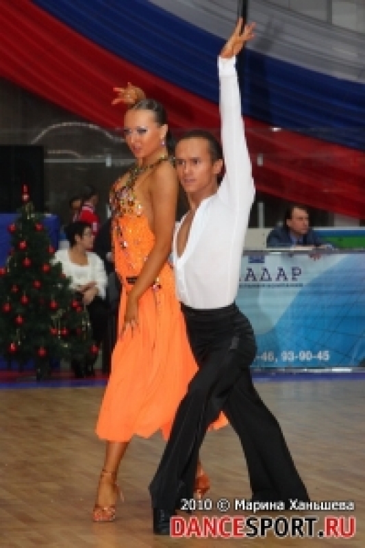 Силантьев Павел - Пыжова Яна (фото: Марина Ханьшева специально для DanceSport.Ru)