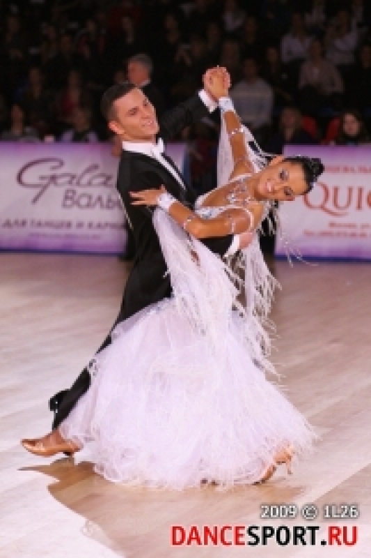 Петр Кашинский - Иляна Сакал (фото: Сус Елена специально для DanceSport.Ru)