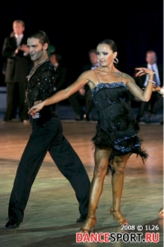 Нино Ланджелла - Наталия Майдук (фото: 1L26 специально для DanceSport.Ru)
