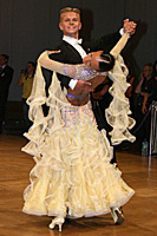 Валерий Павлов - Каролина Маевская (фото: Ханьшева Марина специально для DanceSport.Ru)