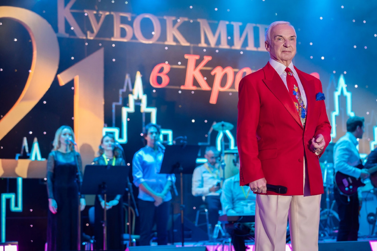 Станислав Попов