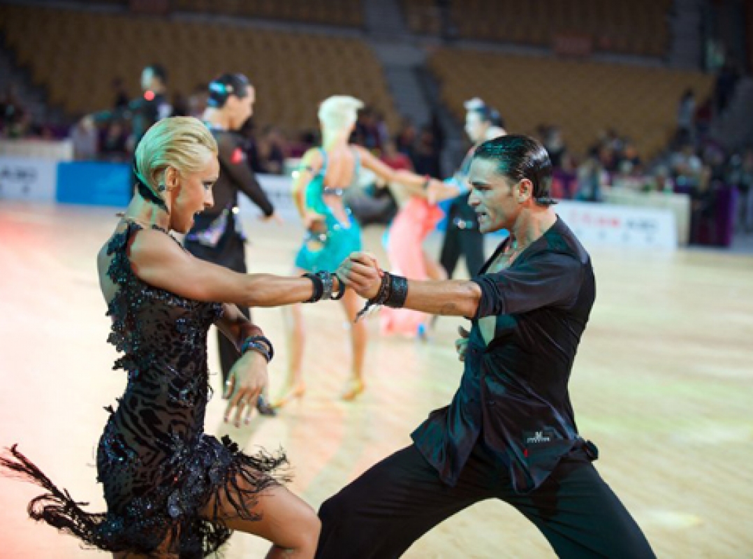 Aniello Langella - Khrystyna Moshenska (фото: Roland, worlddancesport.org)