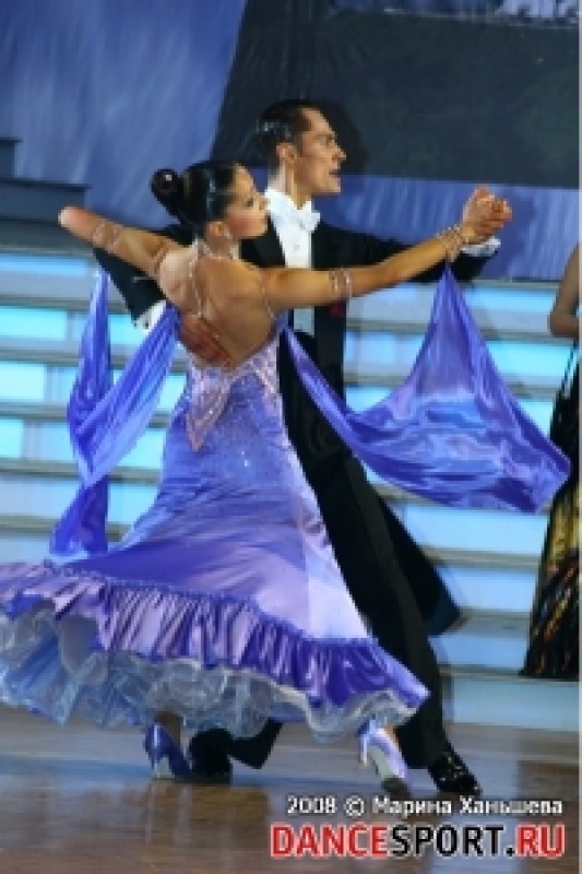 Марат Гимаев - Алина Басюк (фото: Марина Ханьшева специально для www.DanceSport.Ru)