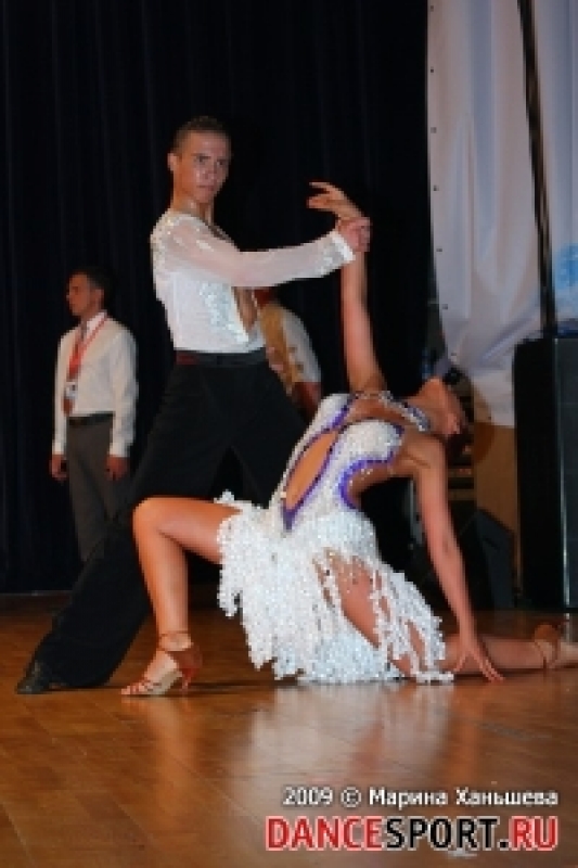 Полосатов Максим - Апашкина Маргарита (фото: Ханьшева Марина специально для DanceSport.ru)