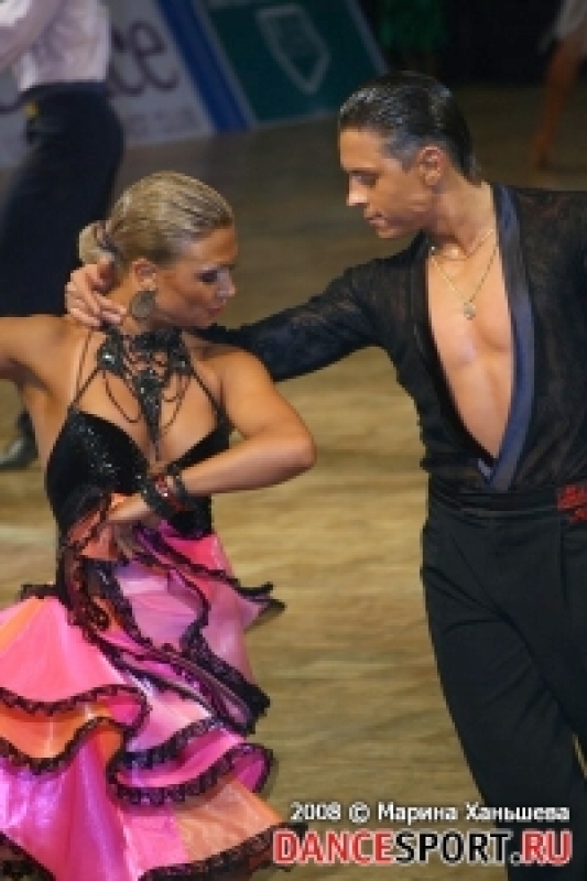 Виталий Пантелеев - Дарья Глухова (фото: Ханьшева Марина специально для DanceSport.Ru)