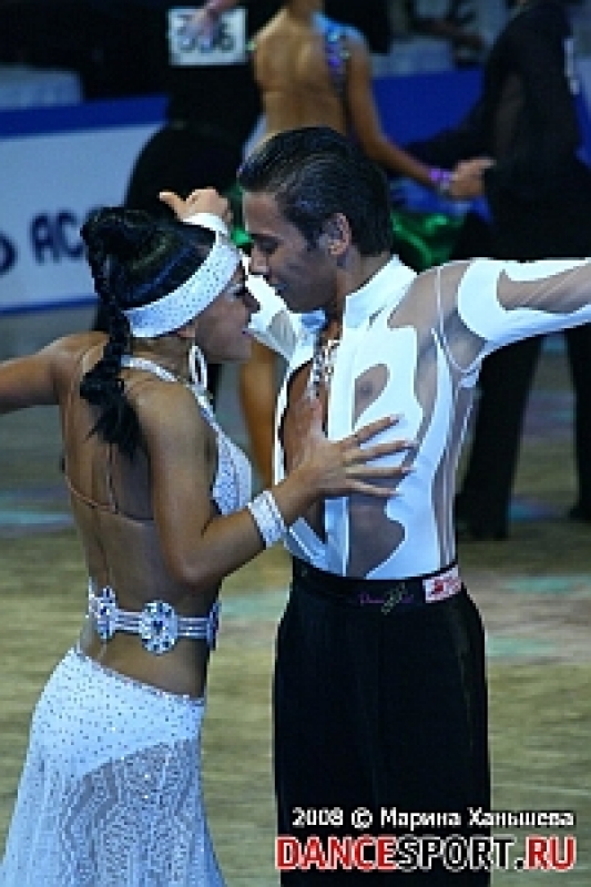 Цатурян Армен - Беспечнова Кристина (фото: Ханьшева Марина специально для www.DanceSport.Ru)