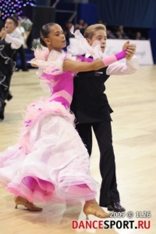 Колесников Владислав - Исакович Анна (фото: Сус Елена специально для DanceSport.Ru)