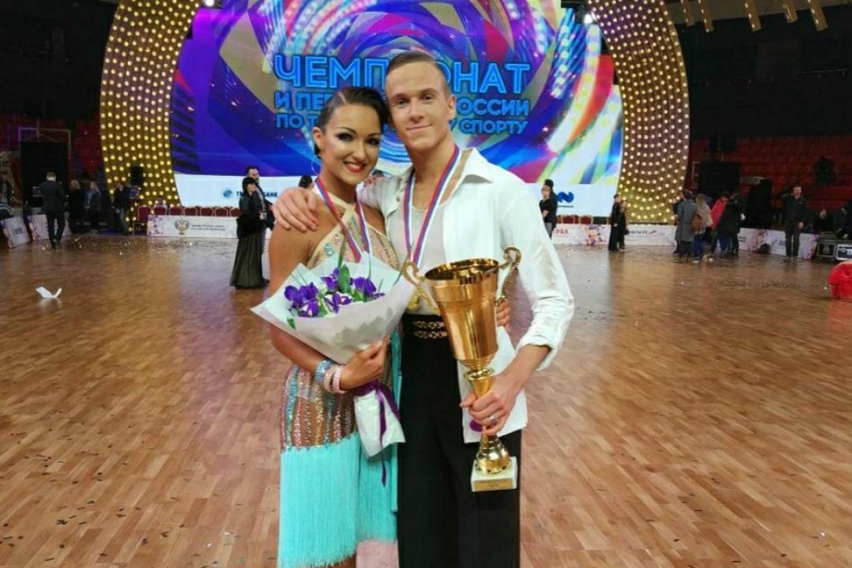Евгений Сверидонов - Ангелина Баркова