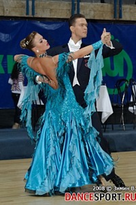 Красиков Денис - Шевелилова Дарья (фото: Зимин В. специально для DanceSport.Ru)