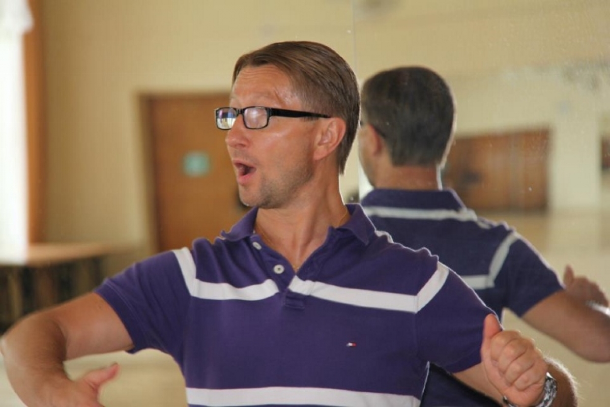 Александр Мельников