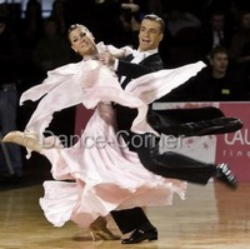 Andrejs Rogovenko &amp; Anna Spiridonova (фото: dance-corner)
