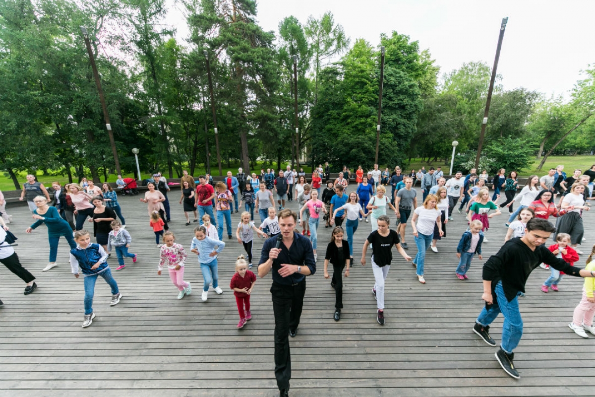 На ВДНХ проходит танцевальная неделя!