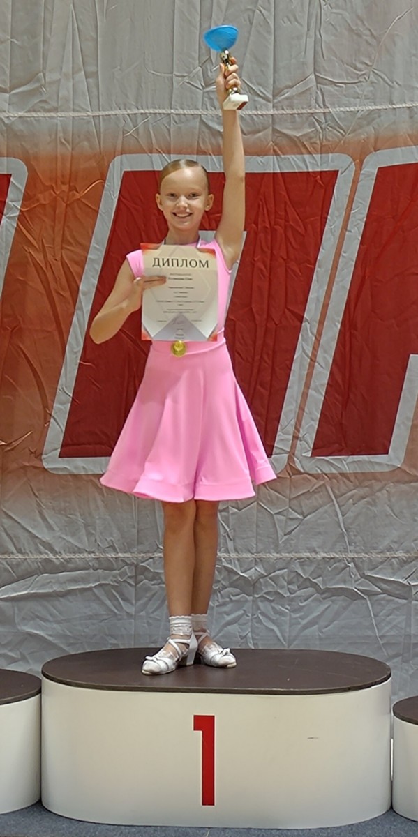 Ева